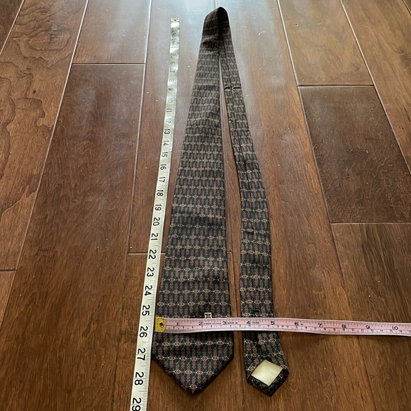 Celine | Vintage Chain Print Interlocking Multicolored Silk Tie - Picture 16 of 16